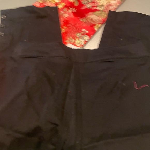 Cropped pants ⭐️10for$10.00 - Picture 9 of 9